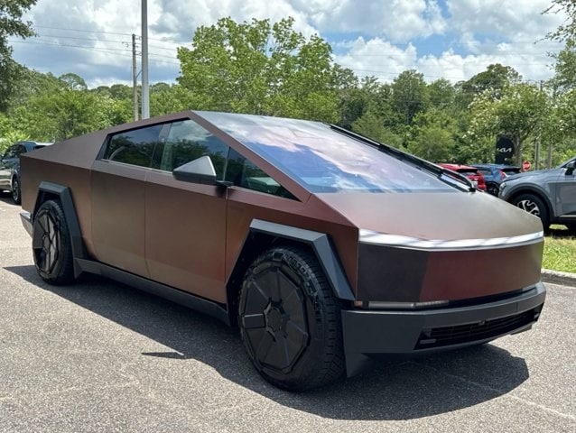 Used 2024 Tesla Cybertruck Base with VIN 7G2CEHED4RA010998 for sale in Gainesville, FL