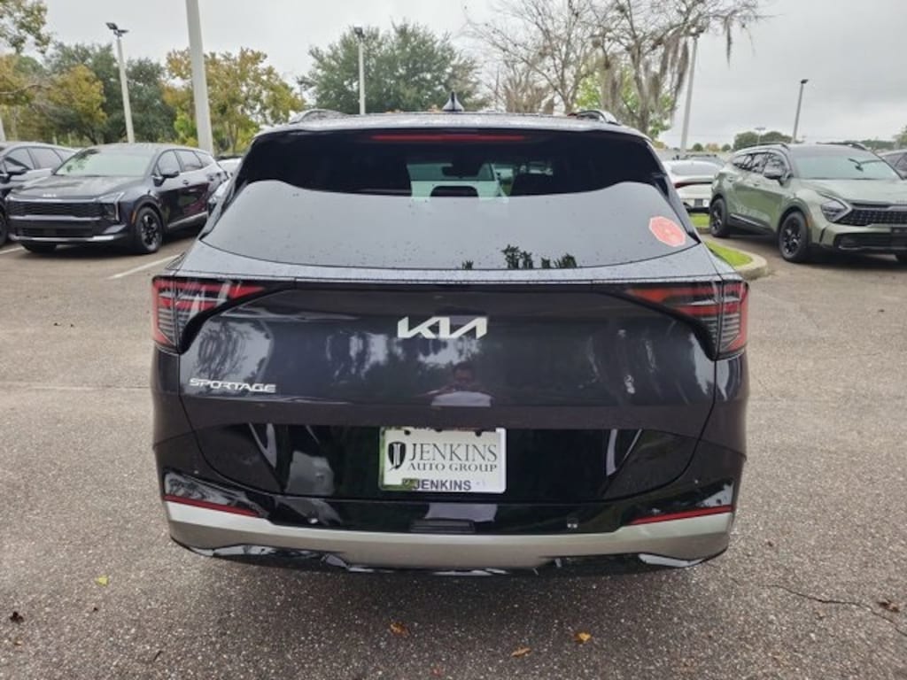 New 2026 Kia Sportage SX SUV