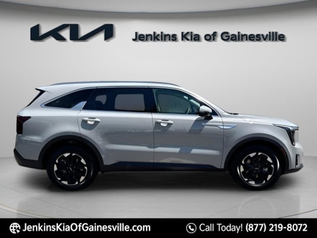 Used 2025 Kia Sorento S SUV