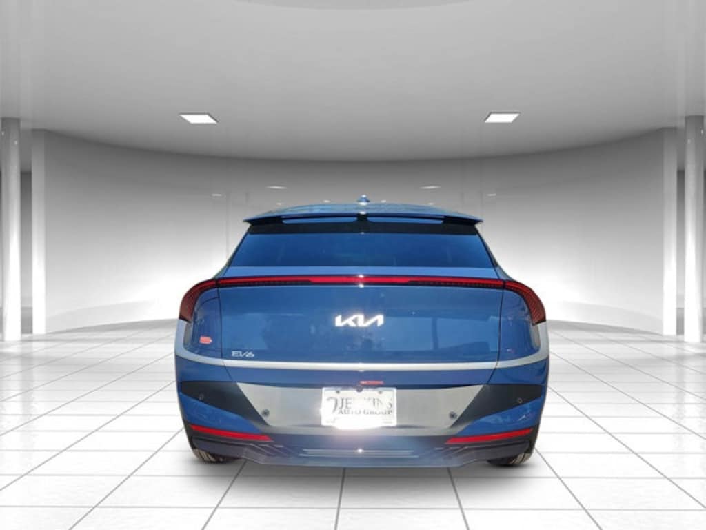 New 2025 Kia EV6 Light SUV