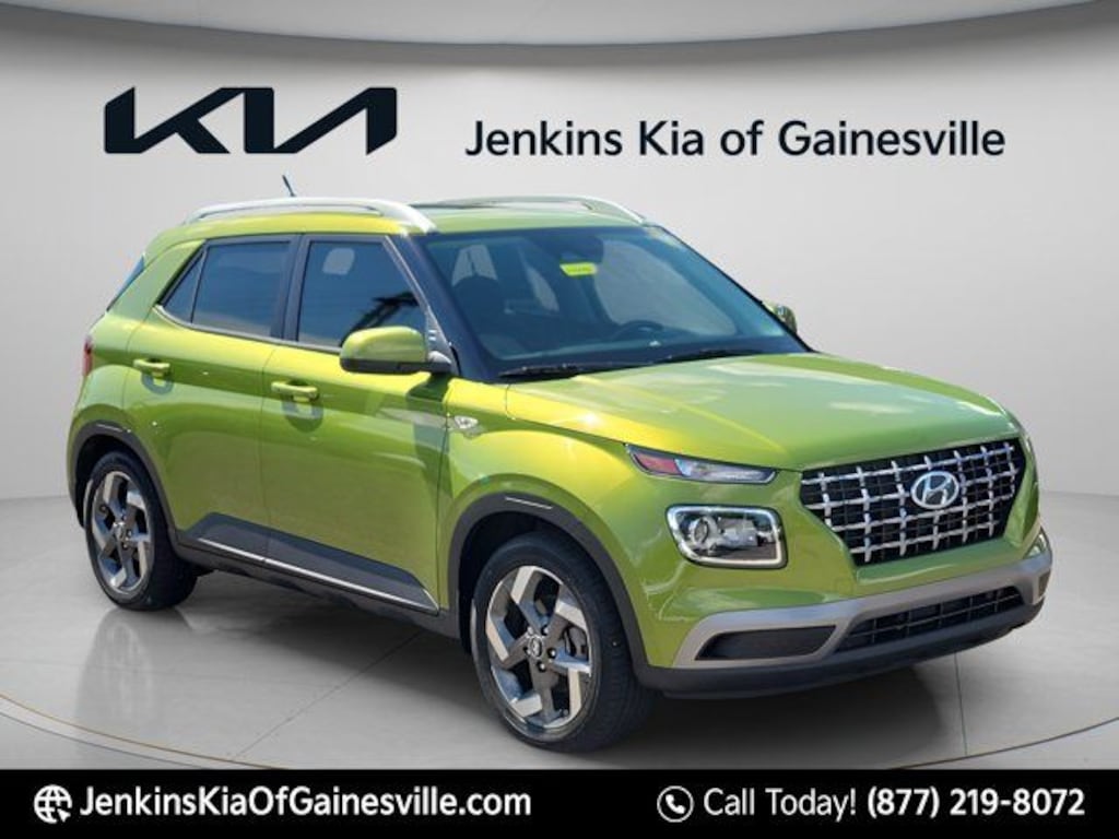Used 2024 Hyundai Venue SEL SUV