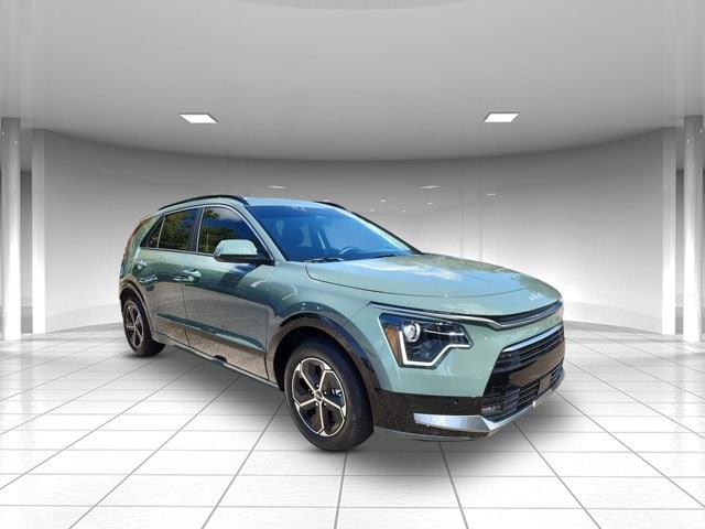2025 Kia Niro SX's photo