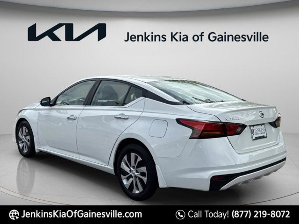 Used 2022 Nissan Altima 2.5 S Sedan