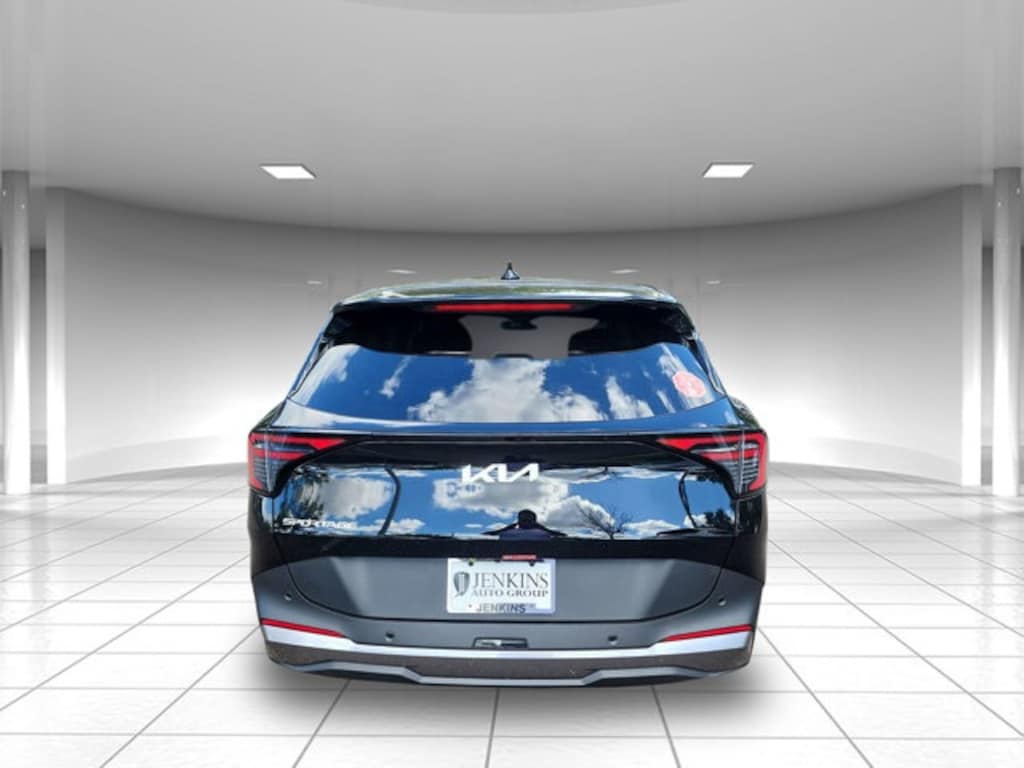 New 2026 Kia Sportage LX SUV