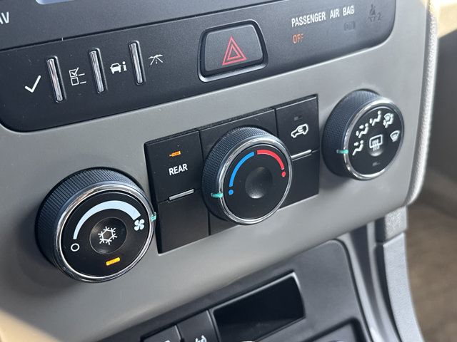 2017 Chevrolet Traverse LS - Photo 22