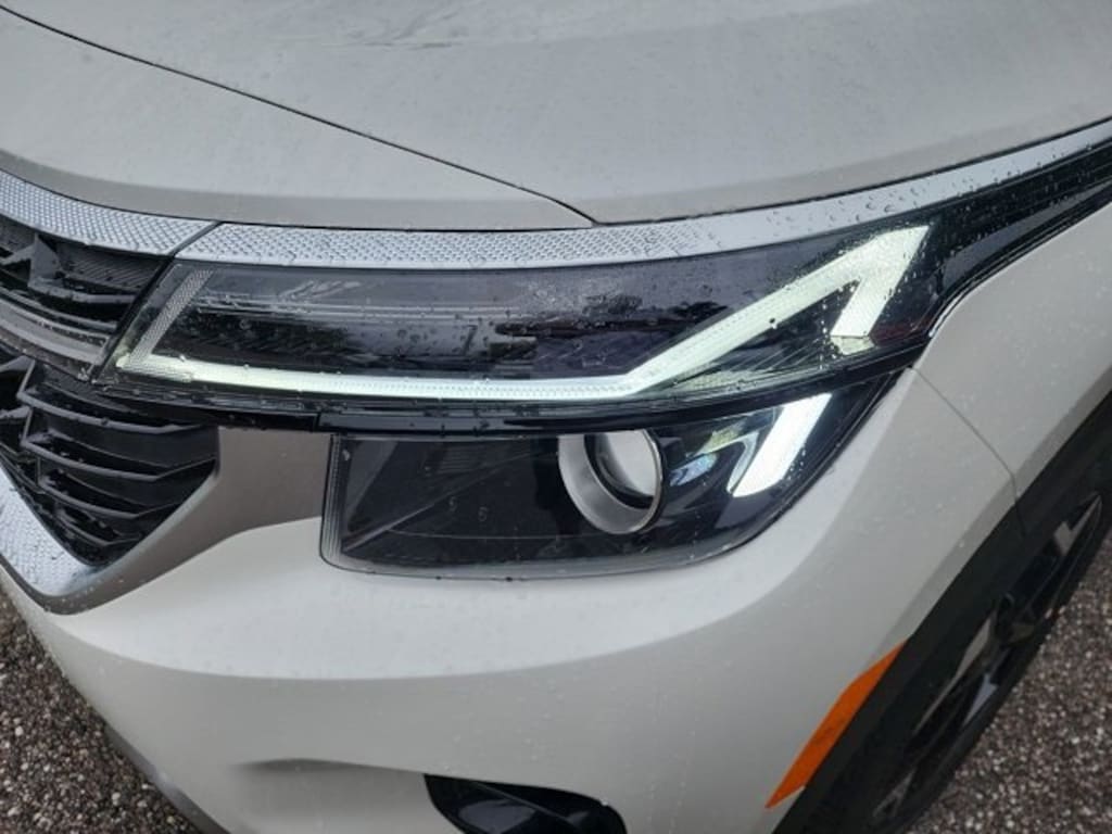 New 2026 Kia Seltos S SUV