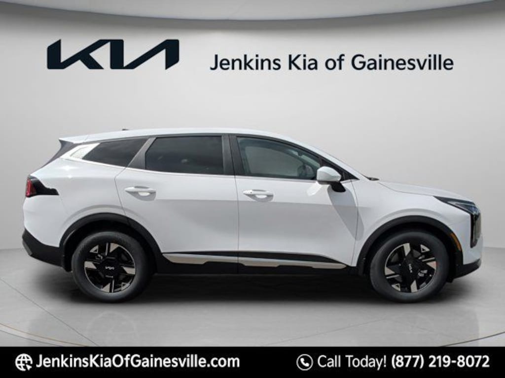 New 2026 Kia Sportage LX SUV