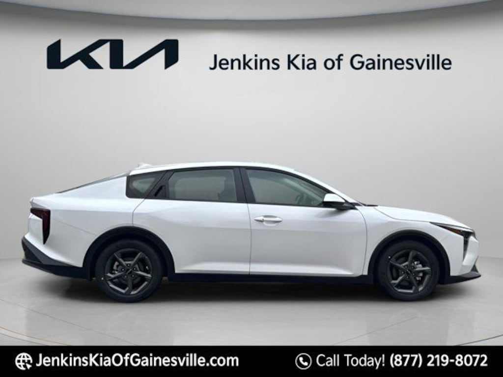 New 2026 Kia K4 LXS Sedan