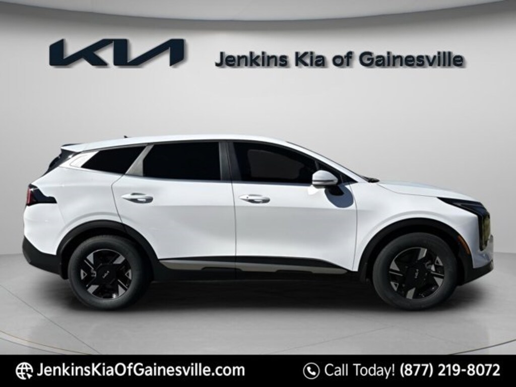 New 2026 Kia Sportage LX SUV