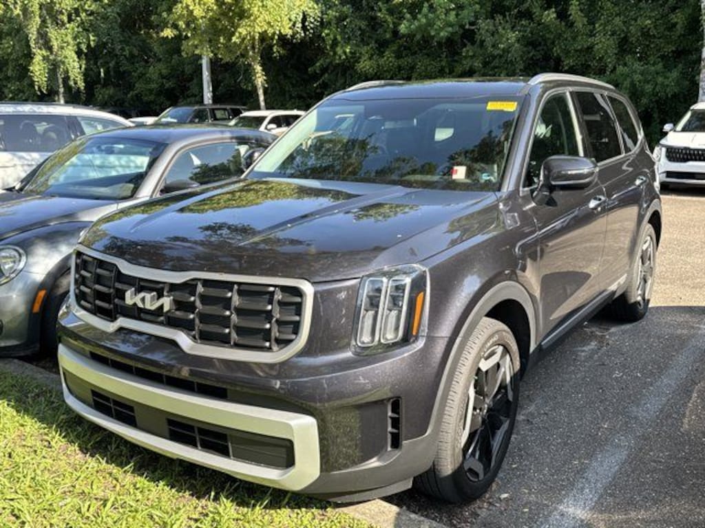 Certified 2025 Kia Telluride S SUV