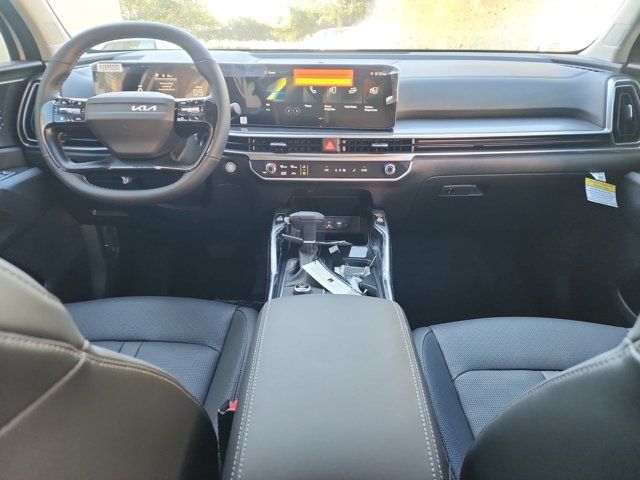 2026 Kia Sorento S - Photo 11