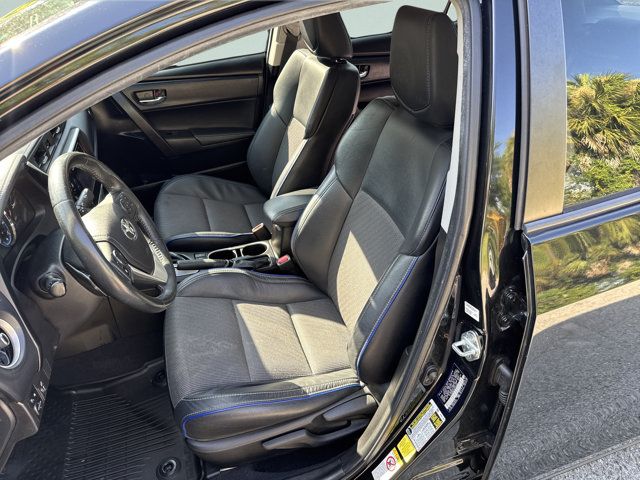 2019 Toyota Corolla SE - Photo 17