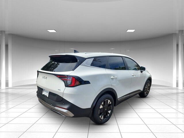 2026 Kia Sportage Hybrid LX photo 3