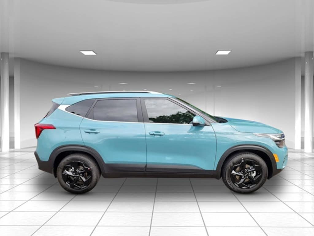 New 2026 Kia Seltos EX SUV