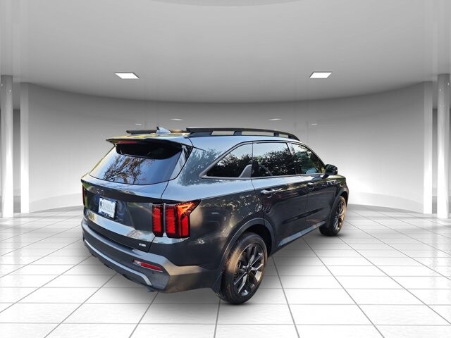 2023 Kia Sorento X-Line EX photo 3