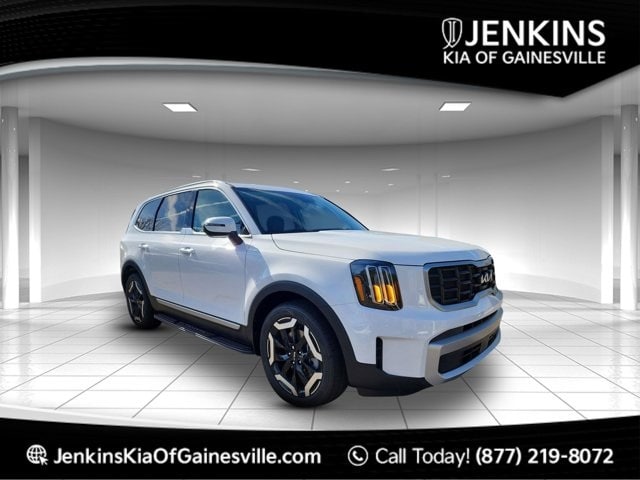 2025 Kia Telluride S's photo