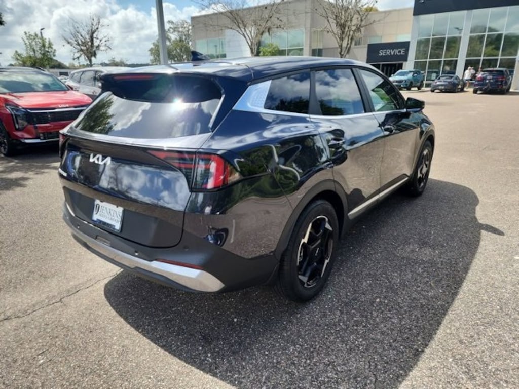 New 2026 Kia Sportage EX SUV