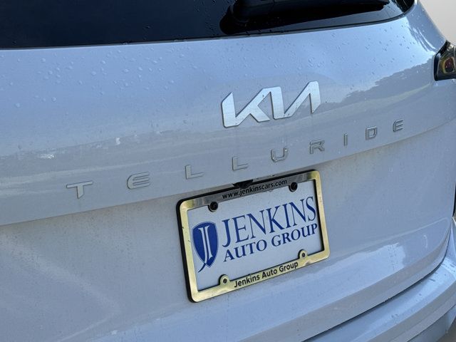 2024 Kia Telluride SX - Photo 11