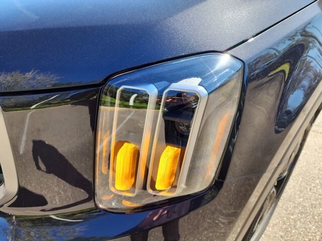 2025 Kia Telluride S photo 4