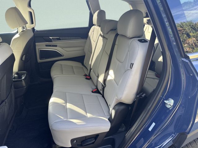 2025 Kia Telluride EX - Photo 16