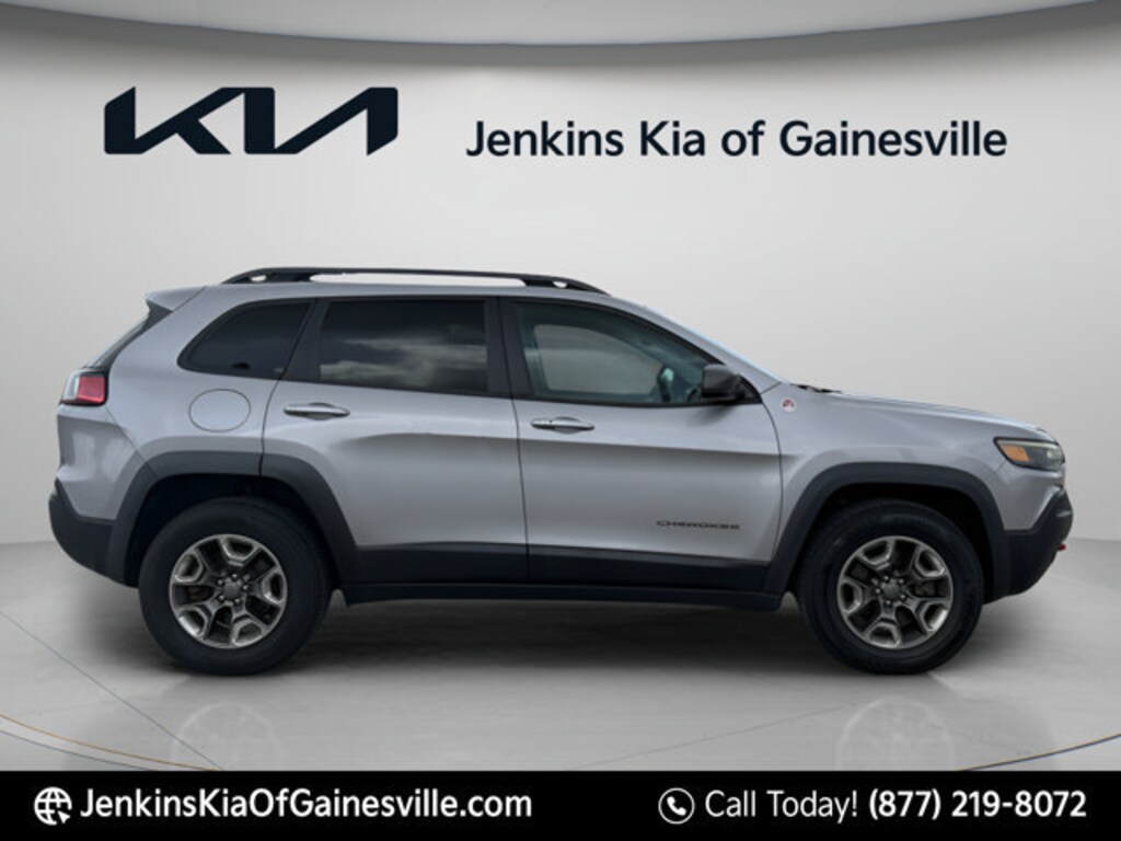 Used 2019 Jeep Cherokee Trailhawk SUV