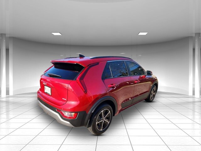 2025 Kia Niro Plug-In Hybrid EX photo 3