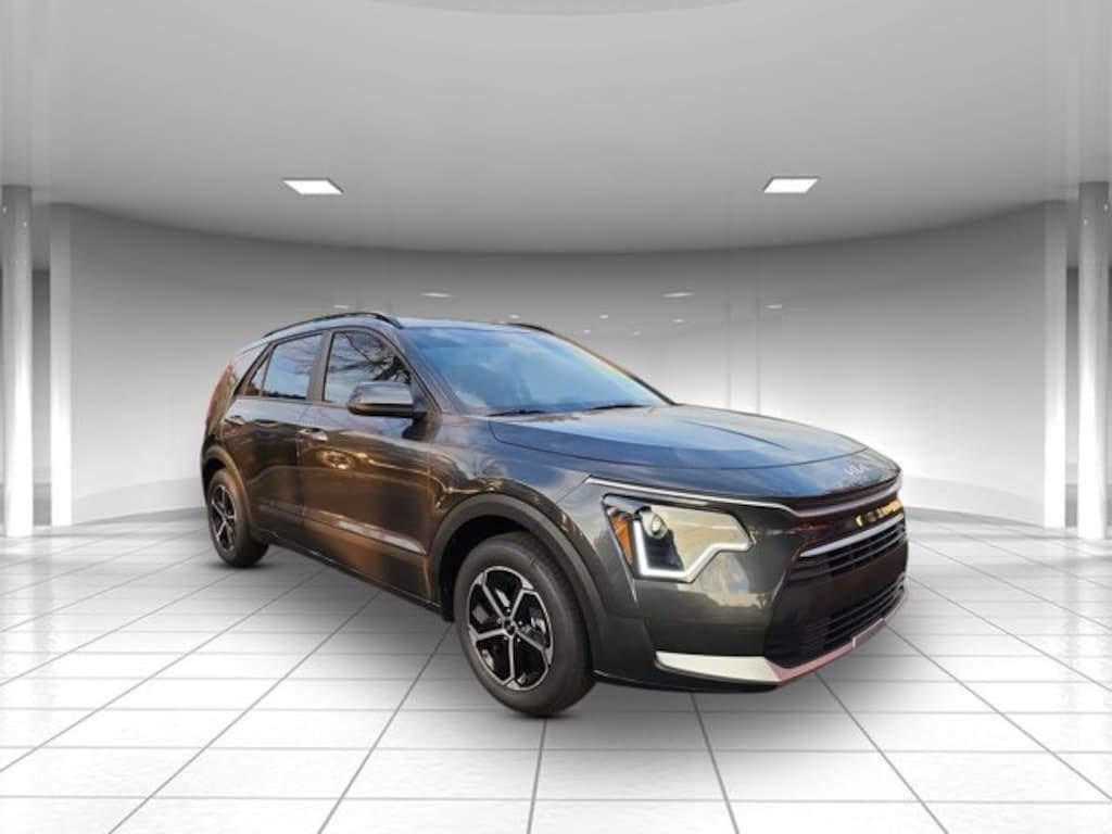 New 2026 Kia Niro LX SUV