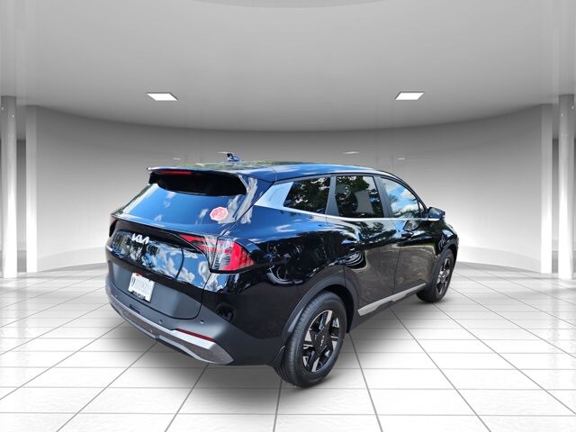 2026 Kia Sportage LX photo 3