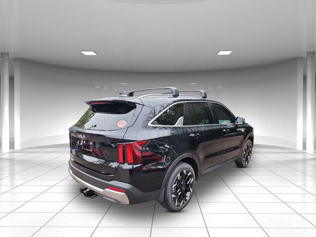 2026 Kia Sorento EX photo 2