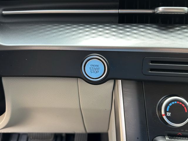2024 Kia Carnival LX Seat Pkg - Photo 34