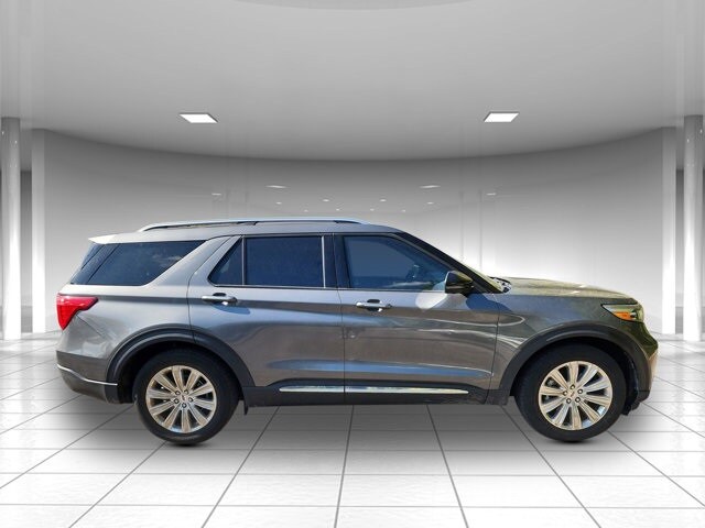 2022 Ford Explorer Limited photo 2