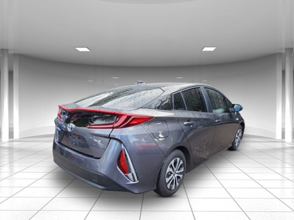 Used 2021 Toyota Prius Prime XLE Hatchback
