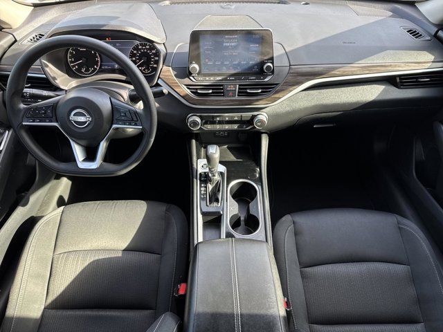 2023 Nissan Altima SV - Photo 12
