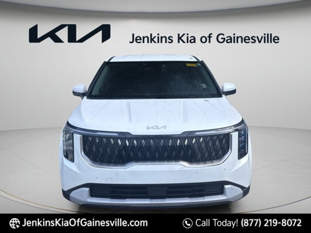 Used 2025 Kia Carnival LXS Minivan/Van
