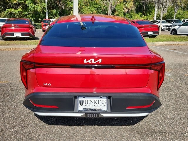 2025 Kia K4 LXS photo 2