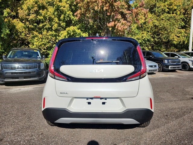 2025 Kia Soul LX photo 4