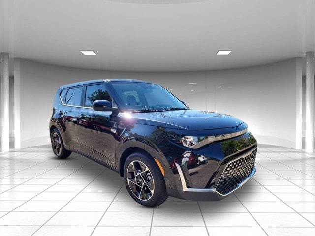 2025 Kia Soul EX's photo