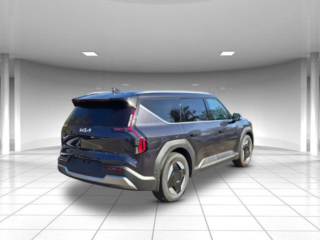 New 2026 Kia EV9 Wind SUV