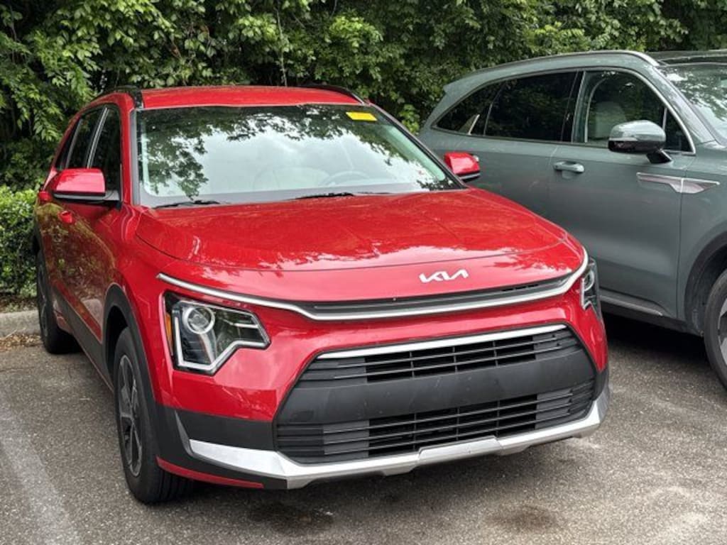 Used 2026 Kia Niro LX SUV