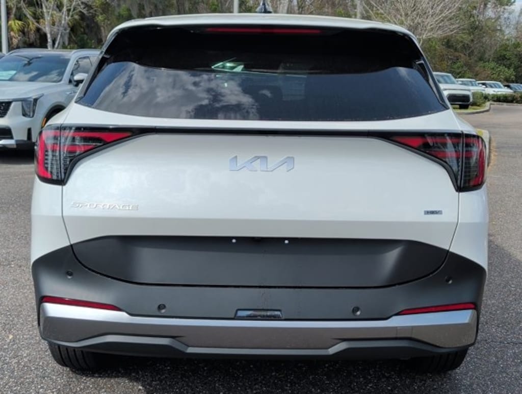 New 2026 Kia Sportage Hybrid LX SUV