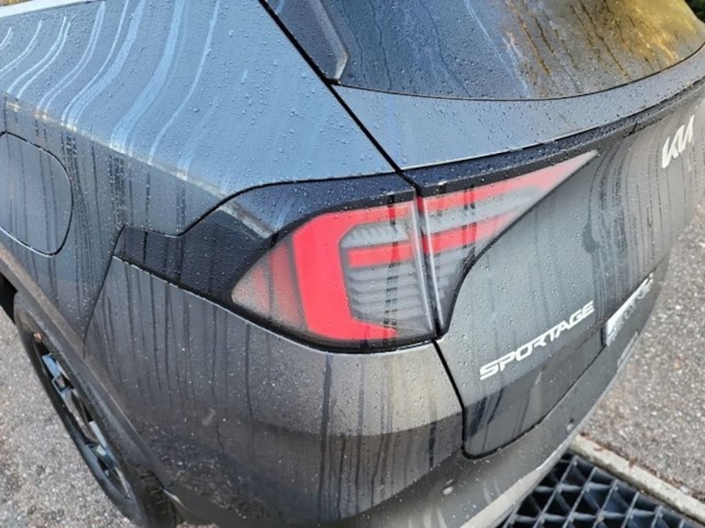 New 2026 Kia Sportage Hybrid EX SUV