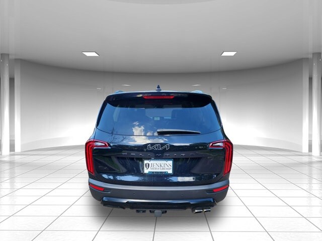 2022 Kia Telluride EX photo 3