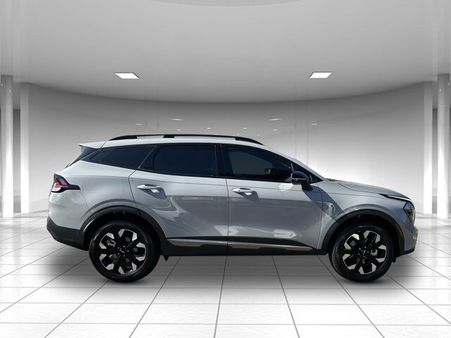 2023 Kia Sportage X-Line photo 2