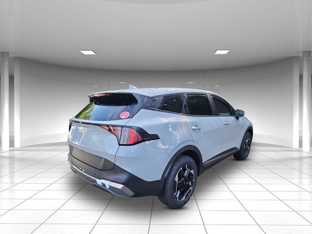 2026 Kia Sportage Hybrid photo 2