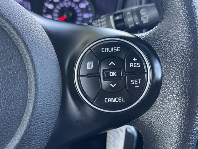 2021 Kia Soul LX - Photo 30