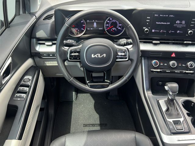 2023 Kia Carnival LX Seat Pkg - Photo 12