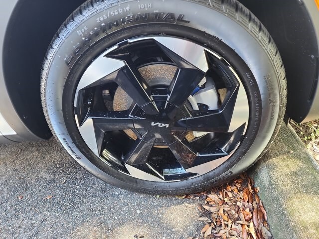 2025 Kia Sorento Hybrid EX photo 2