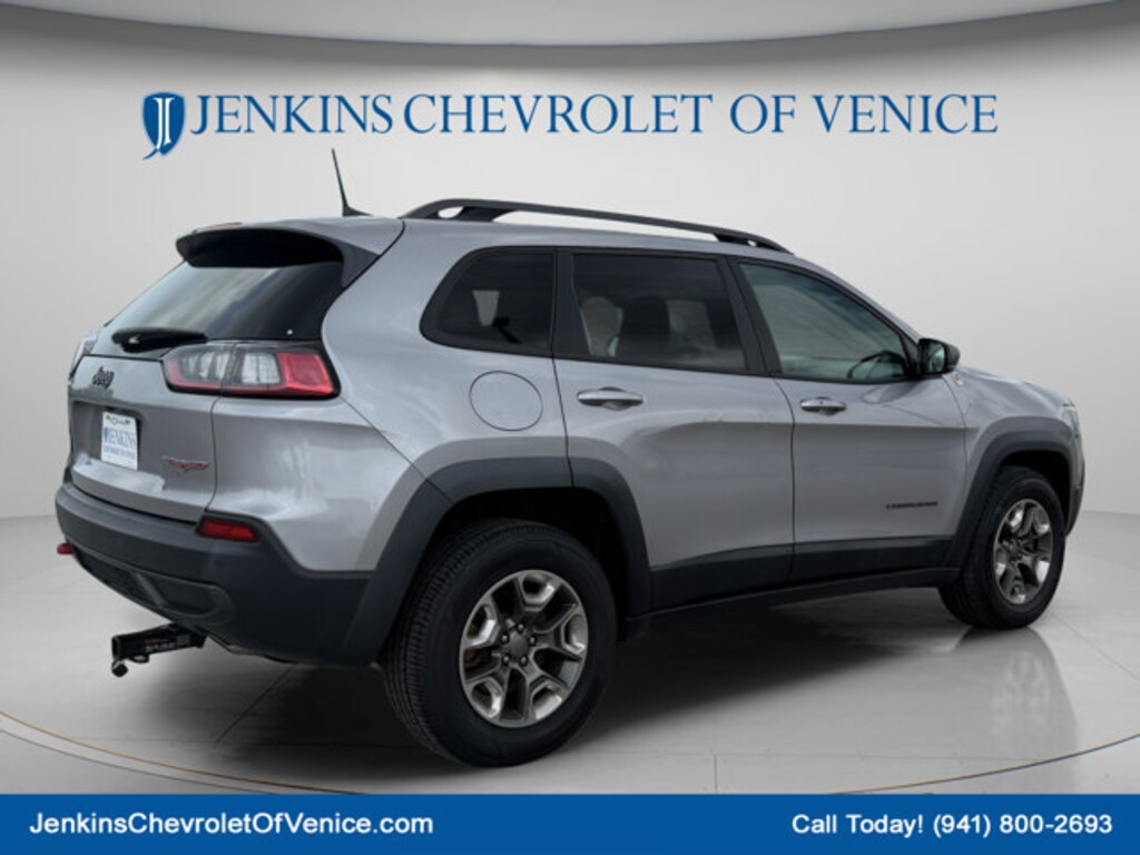 Used 2019 Jeep Cherokee Trailhawk SUV