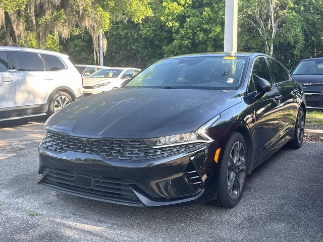 2022 Kia Optima EX FWD's photo