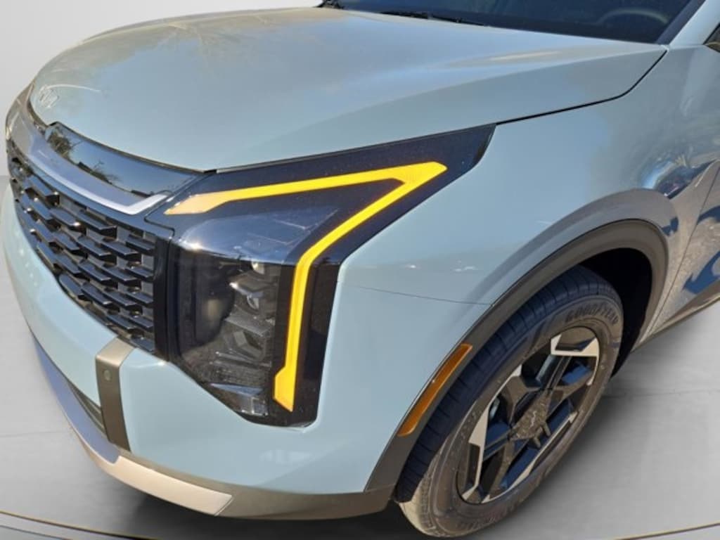 New 2026 Kia Sportage Hybrid S SUV